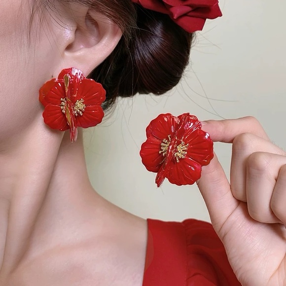 3/$20 Red Dahlia Gold Flower Center Statement Earrings - Picture 6 of 8